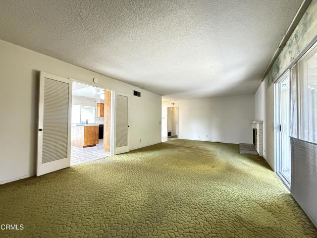 8160 Tiara Street, Ventura CA: https://media.crmls.org/mediaz/0c06f972-7c03-400a-8caf-56476fdea8a1.jpg