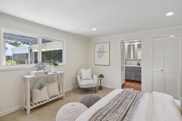 1050 Boranda Avenue, Mountain View CA: https://media.crmls.org/mediaz/0c077b58-d46b-4668-91be-2464d019dfa0.jpg