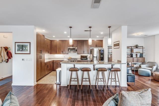 3650 5th Avenue, San Diego CA: https://media.crmls.org/mediaz/0c07e30a-ab4d-4adb-a253-4d37983fb983.jpg