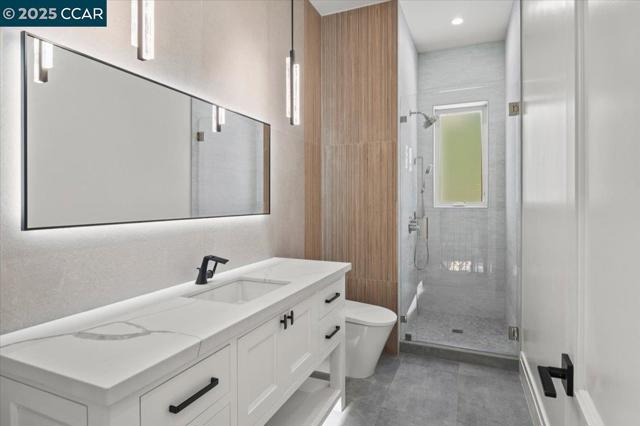 74 Middlefield Rd, Atherton CA: https://media.crmls.org/mediaz/0c091185-472b-4950-963b-c4dea2e18f4c.jpg