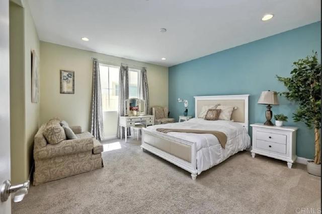 Detail Gallery Image 25 of 29 For 218 Newport Pier Way, Oceanside,  CA 92054 - 4 Beds | 4 Baths