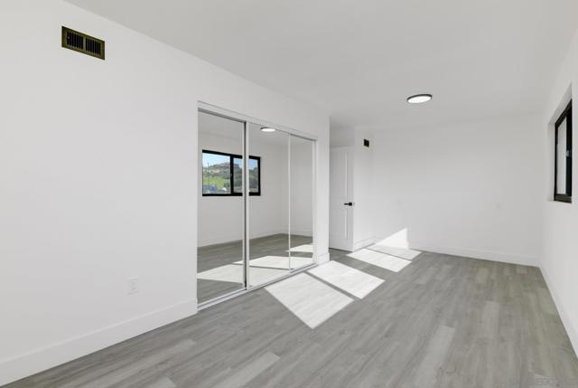 6035 Harps Ct, San Diego CA: https://media.crmls.org/mediaz/0c0a901e-93dd-42f4-b4aa-addfd8558b7b.jpg