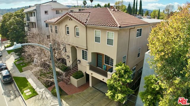 4523 Woodman Avenue, Sherman Oaks, California 91423, ,Multi-Family,For Sale,Woodman,25504293