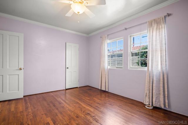 1506 5Th St, Coronado CA: https://media.crmls.org/mediaz/0c0b54d7-938a-4626-9b27-37fc1985f29c.jpg