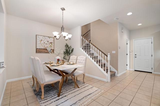 5300 Fioli Loop, San Ramon CA: https://media.crmls.org/mediaz/0c0bdf72-da6c-4bdc-bc11-c4e7b9eb8530.jpg