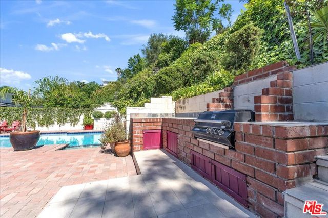 23264 Calvert Street, Woodland Hills CA: https://media.crmls.org/mediaz/0c0d0ac3-402b-4fab-8db8-0d84cdb58b62.jpg