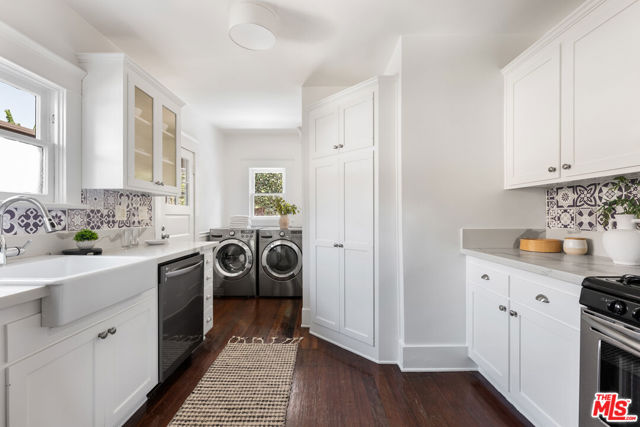 3801 Effie Street, Los Angeles CA: https://media.crmls.org/mediaz/0c0d1adc-018f-4777-9b25-e645b4642358.jpg