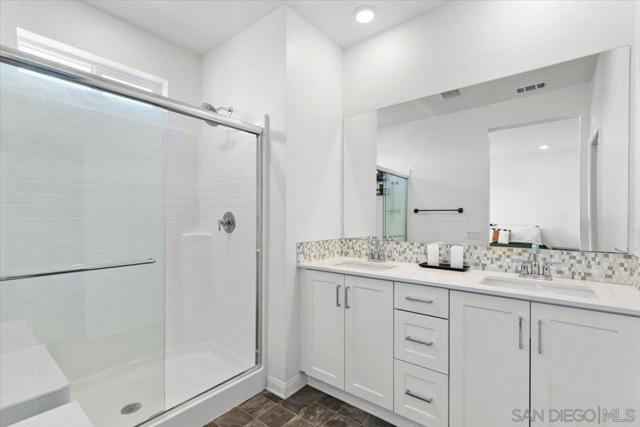1993 Strata, Chula Vista CA: https://media.crmls.org/mediaz/0c0d4707-d850-4c22-8936-b843e71e34ce.jpg