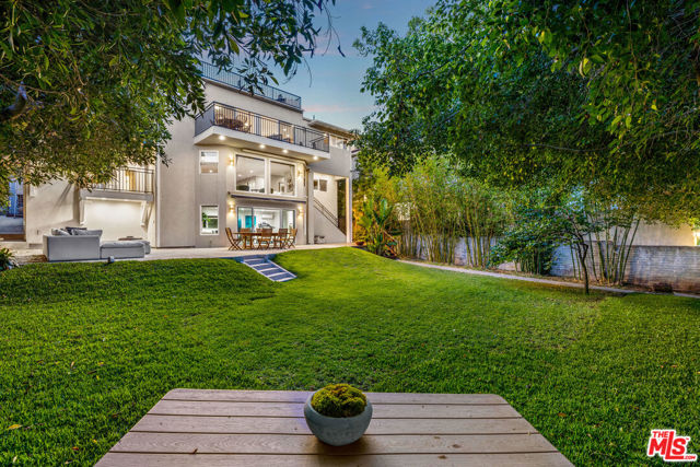 1010 Berkeley Street photo 4