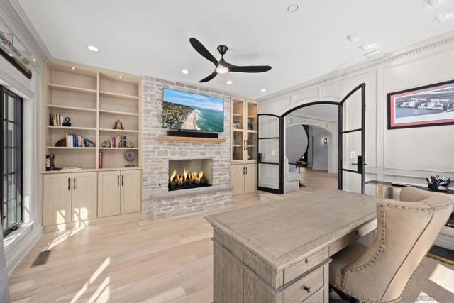 16770 Via De Los Rosales, Rancho Santa Fe CA: https://media.crmls.org/mediaz/0c0dc511-84f1-4d75-9f1f-2d0132bdde4e.jpg