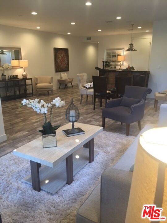 1445 S FAIRFAX Avenue, Los Angeles CA: https://media.crmls.org/mediaz/0c0f2b65-27bc-4cab-b766-6882055f96a8.jpg