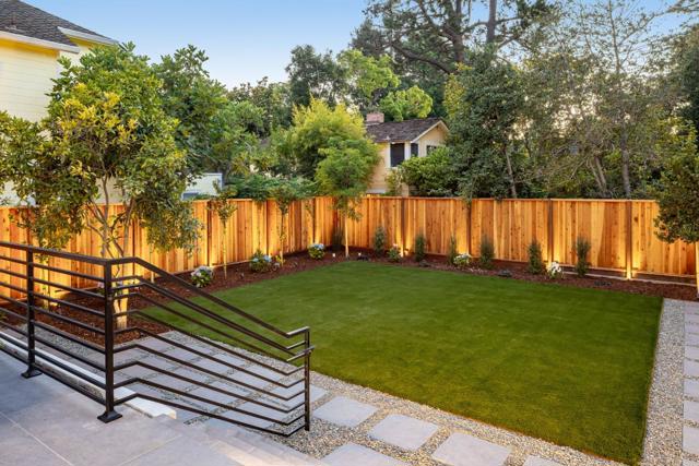 1080 Creek Drive, Menlo Park CA: https://media.crmls.org/mediaz/0c0f3b96-5c56-4671-90ff-5692a864f7f7.jpg