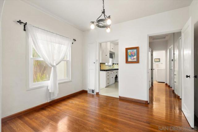 724 Ormond, San Diego CA: https://media.crmls.org/mediaz/0c101af1-5400-4cbf-8d41-d6379e3bf0c8.jpg