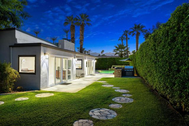 76140 Fairway Drive, Indian Wells CA: https://media.crmls.org/mediaz/0c10b83a-4c3f-4403-b377-445a265e2fc8.jpg