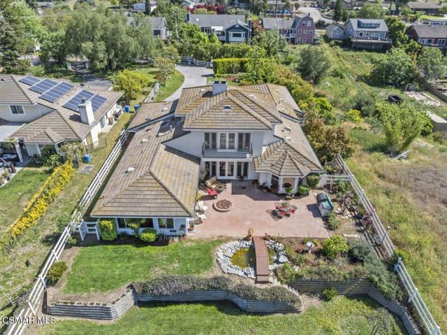 10885 Citrus Drive, Moorpark CA: https://media.crmls.org/mediaz/0c10d7b0-1882-469e-bf21-6941f9d8eb9a.jpg