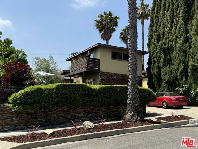 713 Brown Drive photo 1