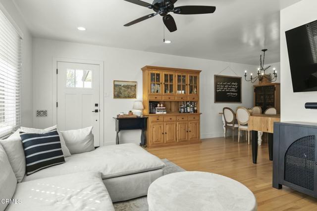295 297 Estrella Street, Ventura CA: https://media.crmls.org/mediaz/0c118f3d-9ead-4528-b509-b041b232fa25.jpg