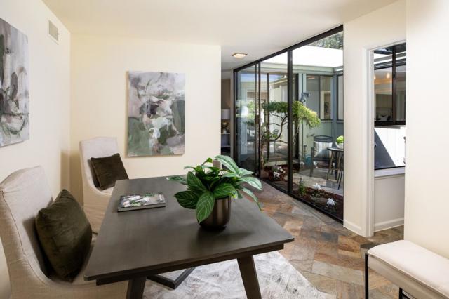 23 Bay Tree Lane, Los Altos CA: https://media.crmls.org/mediaz/0c13789c-a23c-4c6a-b1cd-d6d85c206cca.jpg