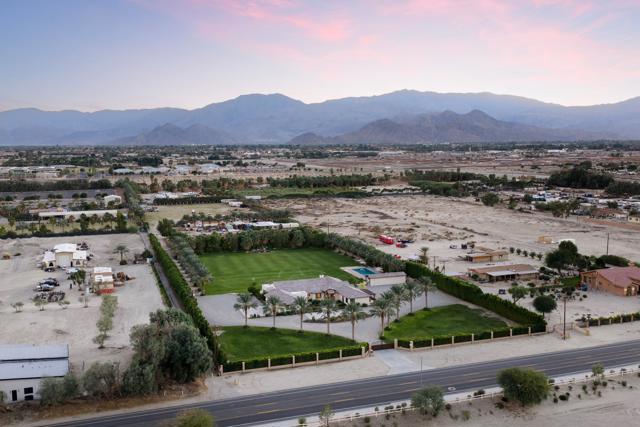 79665 Avenue 38, Indio CA: https://media.crmls.org/mediaz/0c13b618-c43e-4009-babf-e8f67594dfcd.jpg