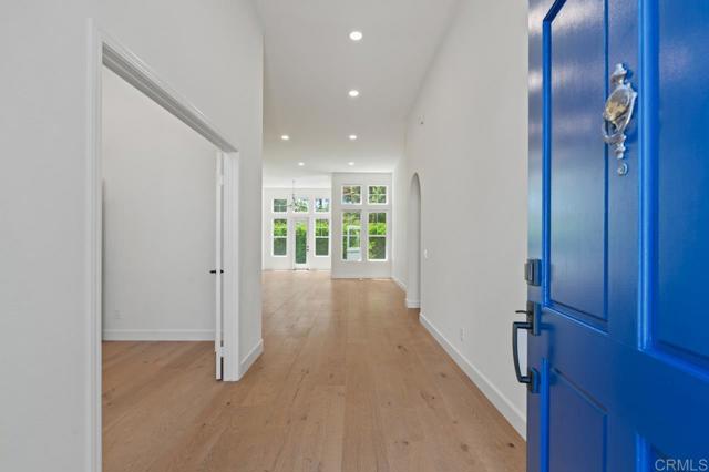 Detail Gallery Image 7 of 75 For 2327 Falkirk Row, La Jolla,  CA 92037 - 3 Beds | 3/1 Baths