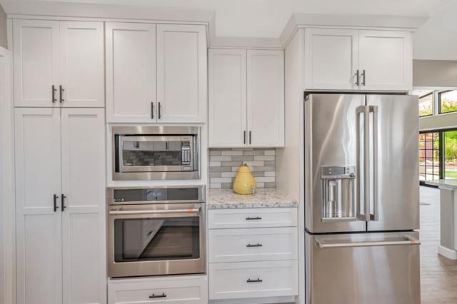 828 Hawthorne Way, Millbrae CA: https://media.crmls.org/mediaz/0c166d61-a0db-4492-be59-5271c84484e7.jpg