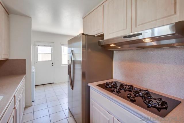 5215 Palmyra Ave, San Diego CA: https://media.crmls.org/mediaz/0c178871-a822-4da3-ac79-d51d97d19c9b.jpg