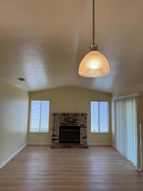 1545 Boyle Court, Salinas CA: https://media.crmls.org/mediaz/0c17bdd8-f7c5-4f7c-9f52-8df12ba5bb41.jpg