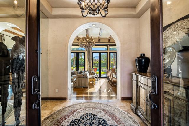 80780 Vista Bonita Trail, La Quinta CA: https://media.crmls.org/mediaz/0c17ca7b-3297-4be6-988c-2b0880c115d2.jpg