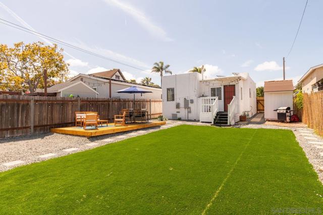 2948 50 Franklin Ave, San Diego CA: https://media.crmls.org/mediaz/0c188be8-c87b-40f3-937d-6dc824ae1a5e.jpg