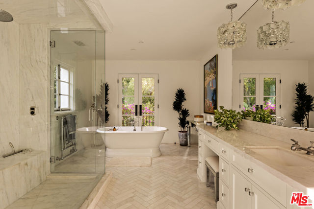 848 Picacho Lane, Santa Barbara CA: https://media.crmls.org/mediaz/0c1b3bd3-e93a-4690-92e2-30f8234d6af1.jpg