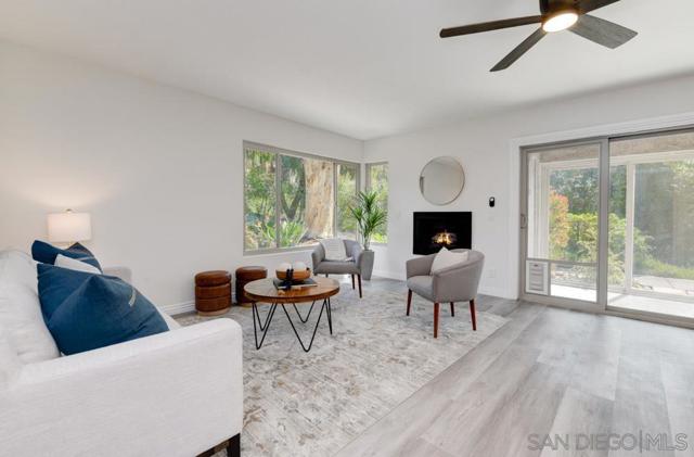 10400 Caminito Cuervo, San Diego CA: https://media.crmls.org/mediaz/0c1b4045-6997-4f0a-b8b8-e3e720aae548.jpg