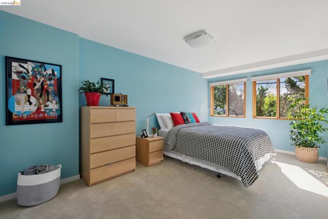 Image 24 of 60 For 1260 63rd St.