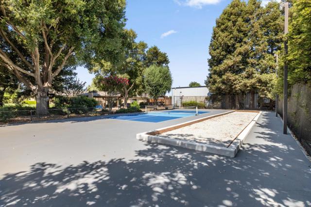 7096 Holsclaw Road, Gilroy CA: https://media.crmls.org/mediaz/0c1baf92-38a9-4a3c-8953-a944e058dcfa.jpg
