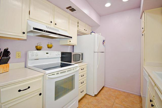 Image 14 of 43 For 1050 Ramon Drive 87