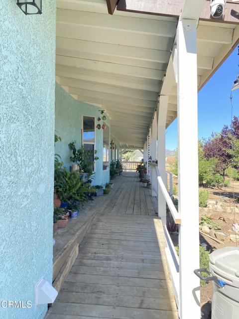Detail Gallery Image 2 of 29 For 18300 Grant Pl, Tehachapi,  CA 93561 - 3 Beds | 2 Baths