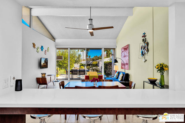 2380 S Skyview Drive, Palm Springs CA: https://media.crmls.org/mediaz/0c1d6755-4c5c-479d-b587-bc30c0fc918d.jpg