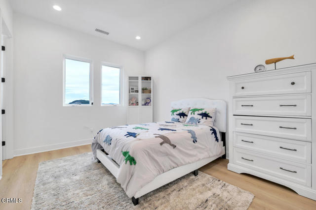 Detail Gallery Image 42 of 61 For 11944 N Red Hawk Ln, Porter Ranch,  CA 91326 - 5 Beds | 5 Baths