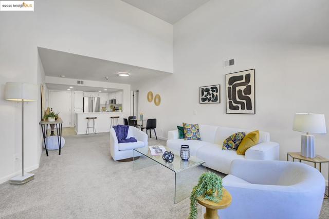 Image 2 of 45 For 545 Pierce St  2410