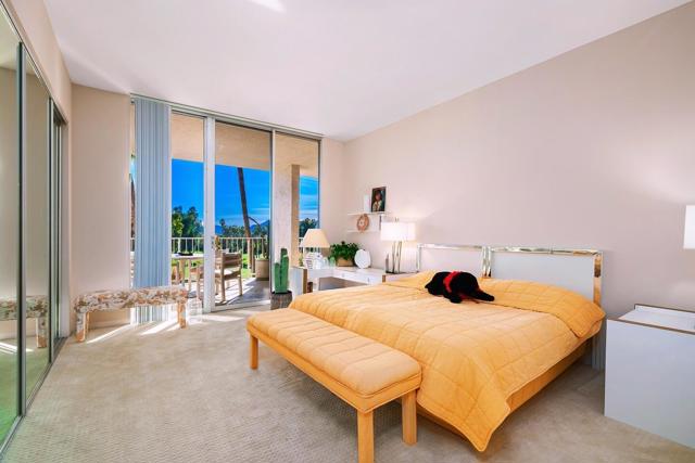 900 Island Drive, Rancho Mirage CA: https://media.crmls.org/mediaz/0c1f3c65-26d0-40e2-aad4-1c2da2fa740b.jpg