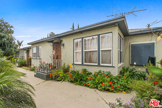 3601 Los Flores Boulevard, Lynwood CA: https://media.crmls.org/mediaz/0c20e5f5-0ba5-4abd-9342-7cd9b95a7add.jpg