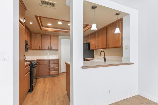 427 Conifer Glen, Escondido CA: https://media.crmls.org/mediaz/0c212058-3977-4af5-a1c9-ead1f05b4e50.jpg