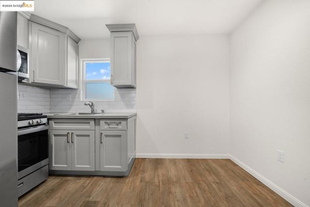 96 Highway Avenue, Bay Point CA: https://media.crmls.org/mediaz/0c21adaa-36b0-4181-bfe1-1d5621ed9dc8.jpg