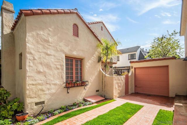 953 Olive Ave, Coronado, California 92118, 4 Bedrooms Bedrooms, ,3 BathroomsBathrooms,Single Family Residence,For Sale,Olive Ave,250018827SD