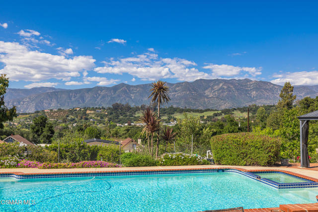 1585 Loma Drive, Ojai CA: https://media.crmls.org/mediaz/0c229a67-d694-4223-9df0-7c329a803b76.jpg