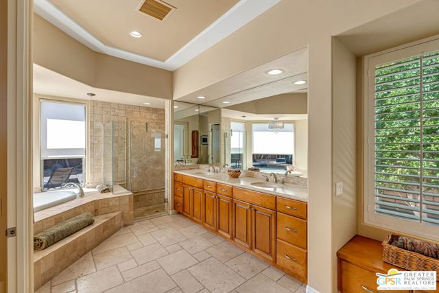7 Ridgeline Way, Rancho Mirage, CA 92270