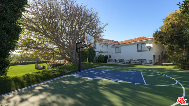 Drew Fenton | 6110 Merritt Drive Malibu CA | MLS: 7381481