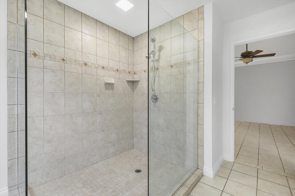 MLS #219133414DA img 16