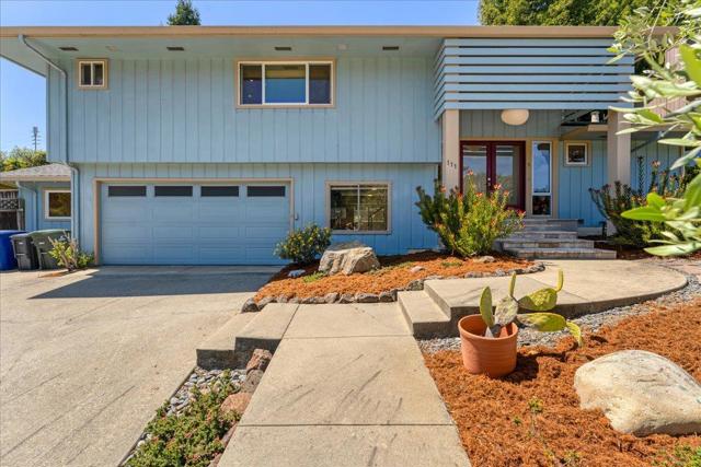 111 Esmeralda Drive, Santa Cruz CA: https://media.crmls.org/mediaz/0c24db88-5446-46ed-951b-cae9d4e0f764.jpg