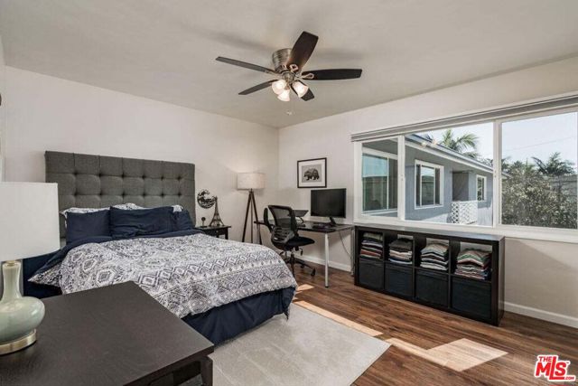 Image 37 of 74 For 440 Corona Del Mar