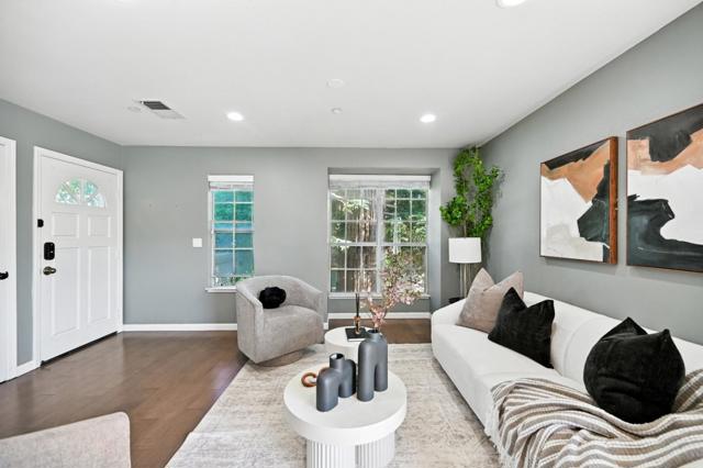 984 Belmont Terrace, Sunnyvale CA: https://media.crmls.org/mediaz/0c25f9ea-fc69-4184-9840-1e72928a36f5.jpg